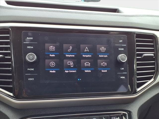 2022 Volkswagen Atlas 3.6L V6 SE w/Technology