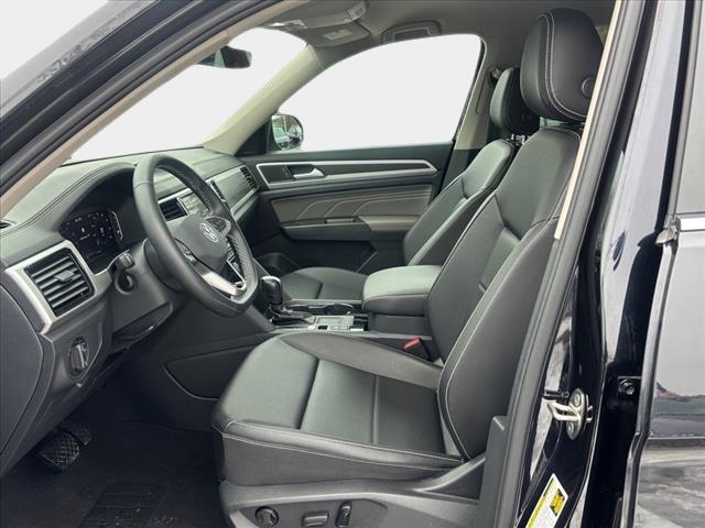 2023 Volkswagen Atlas SE