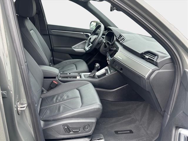 2023 Audi Q3 quattro S line Premium 45 TFSI