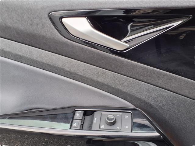 2021 Volkswagen ID.4 Pro