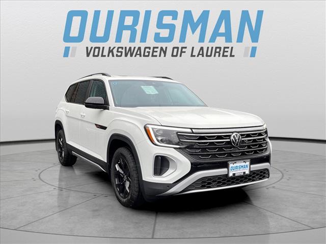 2025 Volkswagen Atlas 2.0T Peak Edition SE