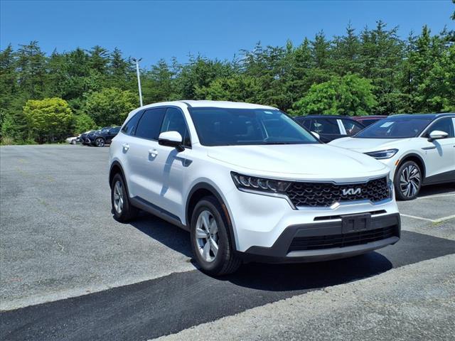 2022 Kia Sorento LX