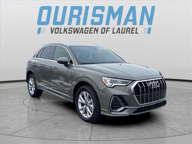2023 Audi Q3 quattro S line Premium 45 TFSI