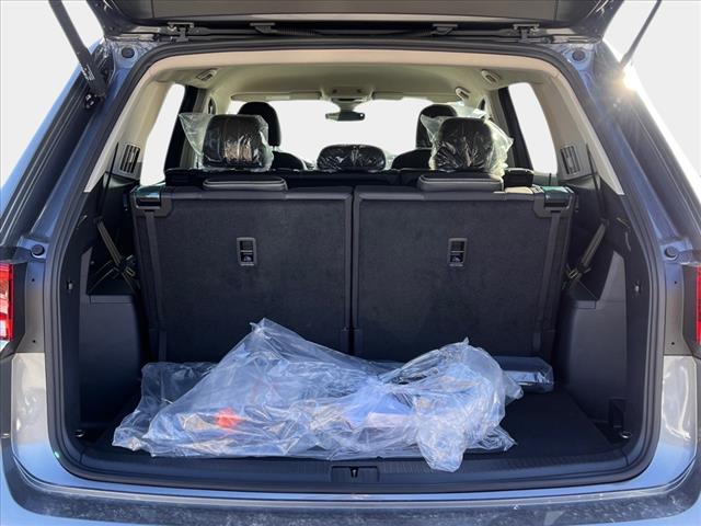 2025 Volkswagen Atlas 2.0T SE