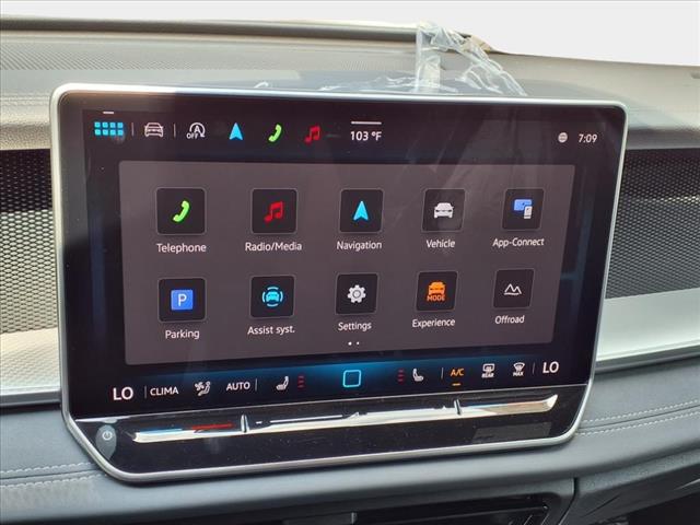 2025 Volkswagen Tiguan 2.0T SE R-Line Black