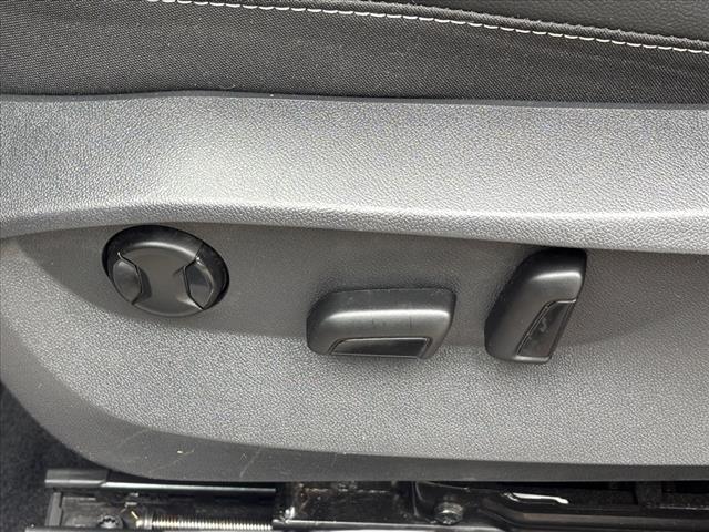 2022 Volkswagen Taos SEL 4Motion