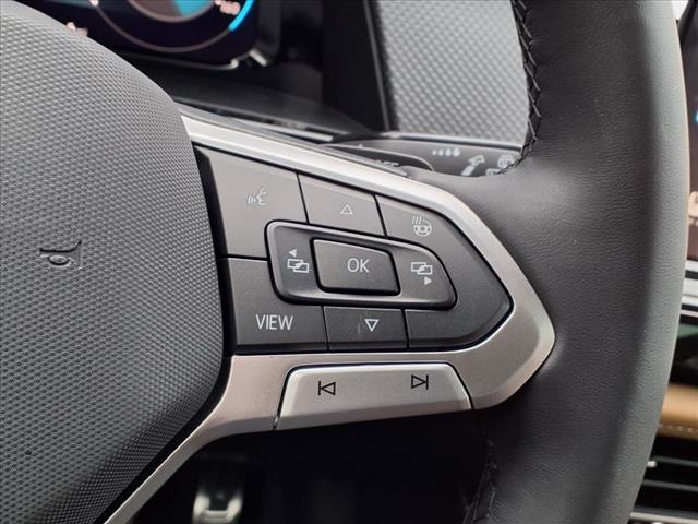 2025 Volkswagen Atlas Cross Sport SEL R-Line Black 4Motion