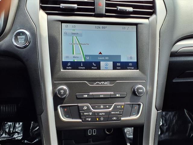 2020 Ford Fusion SE