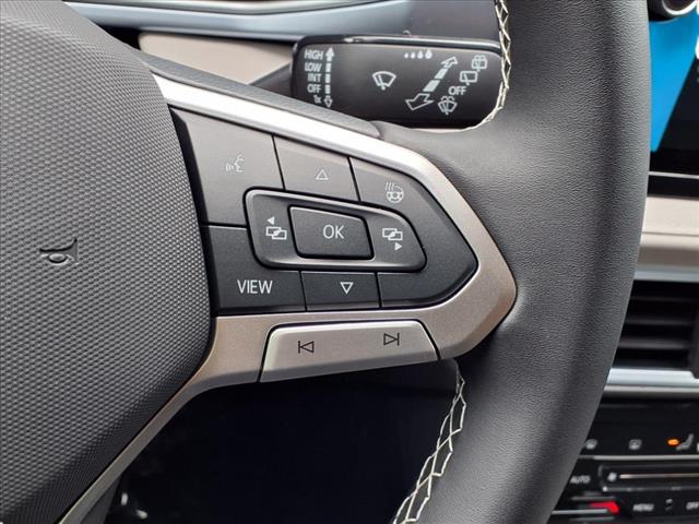 2025 Volkswagen Taos SE
