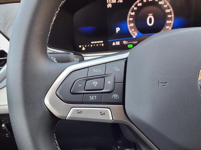 2025 Volkswagen Taos 1.5T SE
