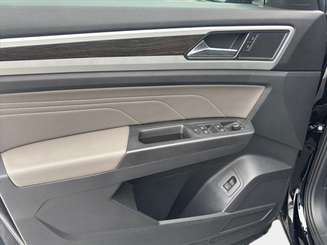 2023 Volkswagen Atlas SE