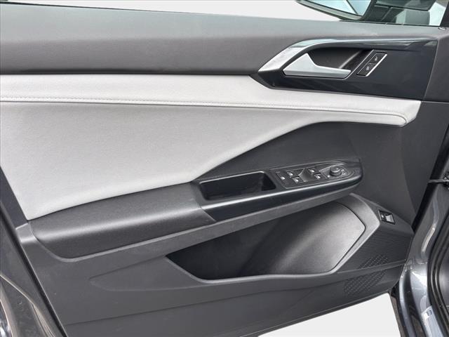2022 Volkswagen Taos SEL 4Motion