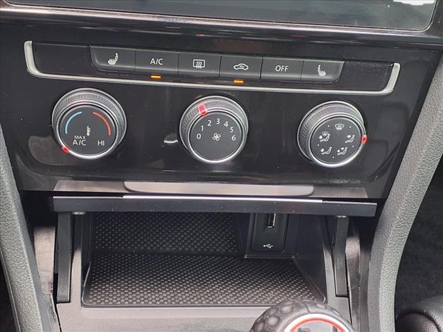 2019 Volkswagen Golf GTI SE