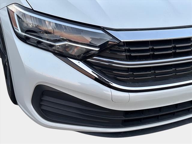 2023 Volkswagen Jetta SE