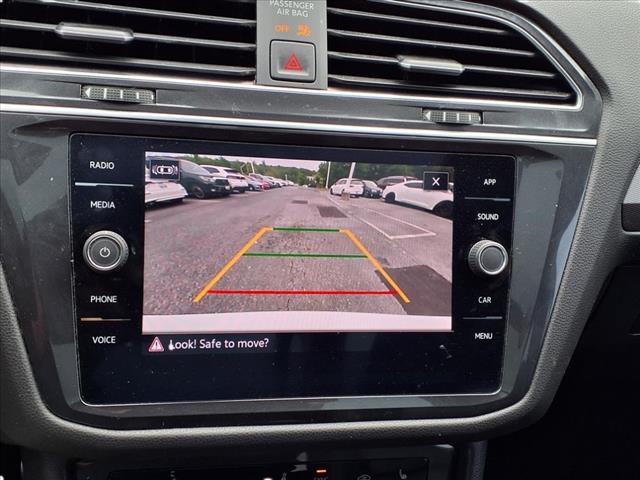 2022 Volkswagen Tiguan SE R-Line Black