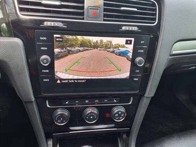 2019 Volkswagen Golf GTI SE