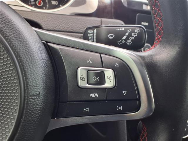 2019 Volkswagen Golf GTI SE