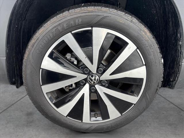 2024 Volkswagen Taos SE