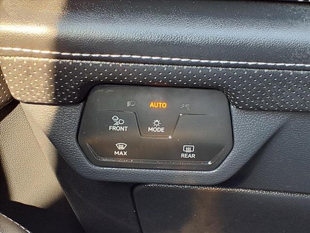 2024 Volkswagen Atlas Cross Sport SE