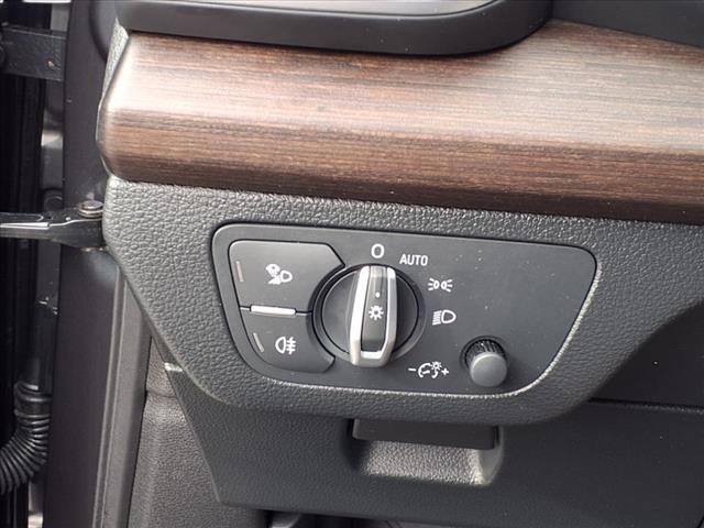 2023 Audi Q5 40 Premium quattro