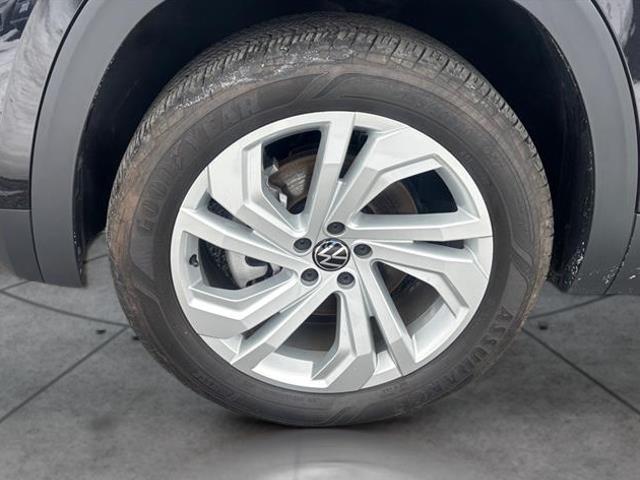 2023 Volkswagen Atlas SE