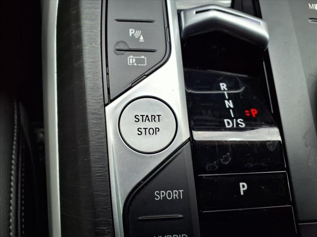 2024 BMW 3 Series 330e xDrive