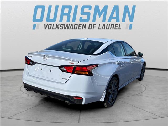 2024 Nissan Altima 2.0 SR
