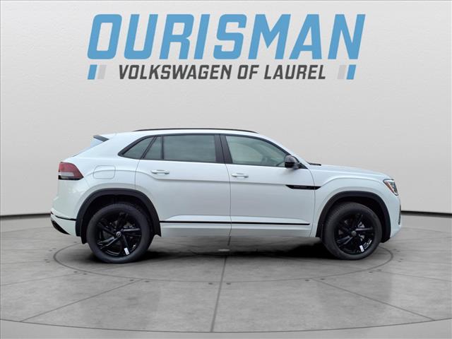 2025 Volkswagen Atlas Cross Sport SEL R-Line Black 4Motion