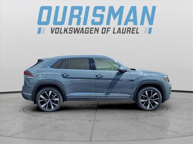 2025 Volkswagen Atlas Cross Sport 2.0T SEL Premium R-Line