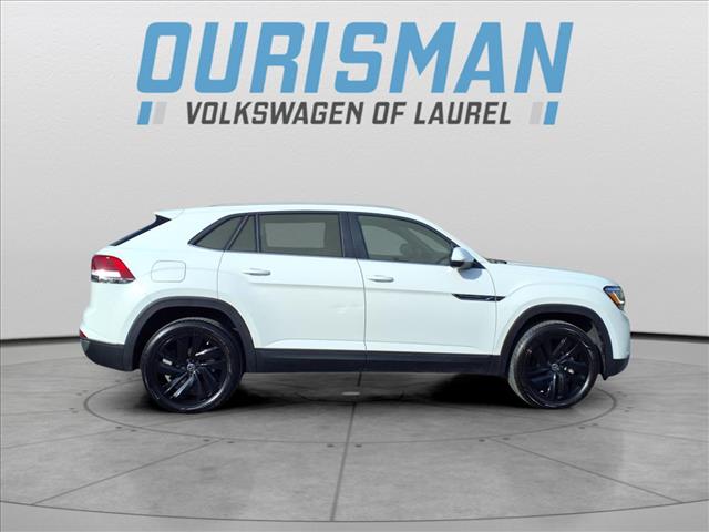 2022 Volkswagen Atlas Cross Sport 2.0T SE w/Technology