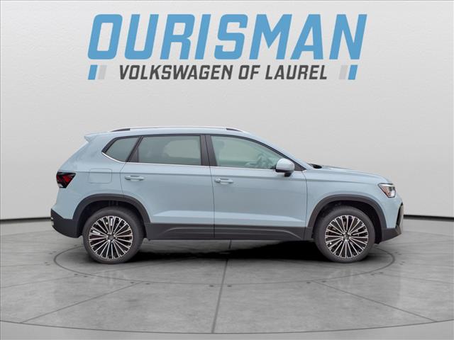 2025 Volkswagen Taos SE