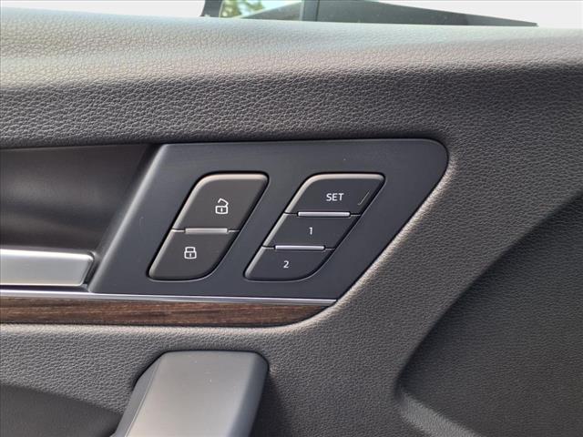 2022 Audi Q5 quattro Premium Plus 40 TFSI