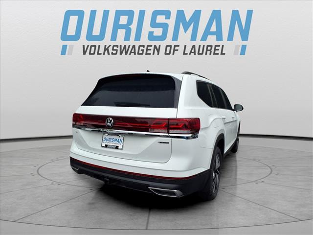 2025 Volkswagen Atlas 2.0T SE w/Technology