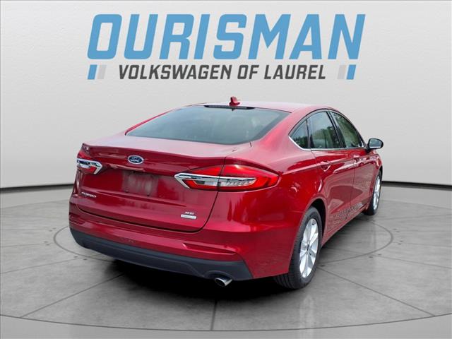 2020 Ford Fusion SE