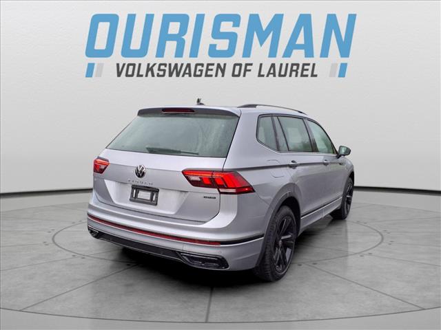 2024 Volkswagen Tiguan 2.0T SE R-Line Black