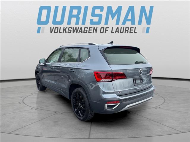 2024 Volkswagen Taos SE
