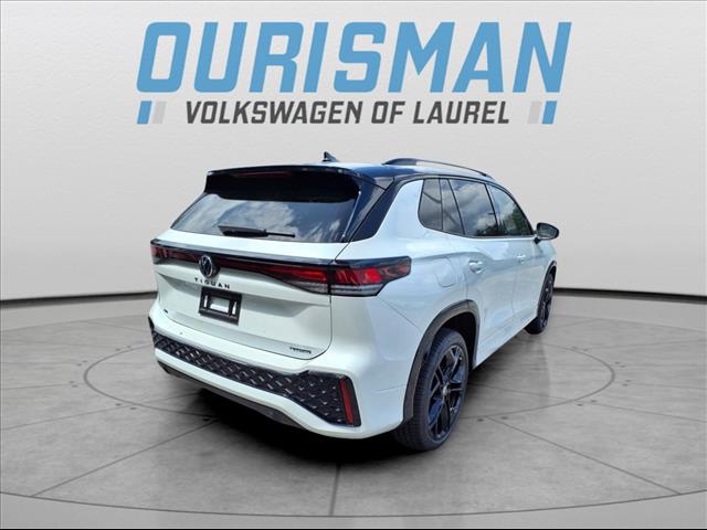 2025 Volkswagen Tiguan 2.0T SE R-Line Black