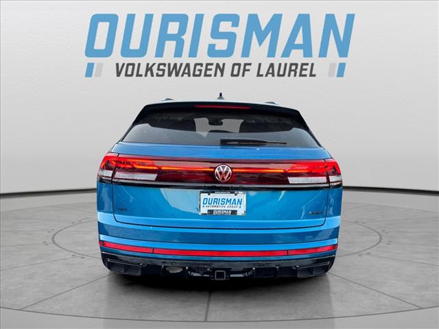 2025 Volkswagen Atlas Cross Sport 2.0T SEL R-Line