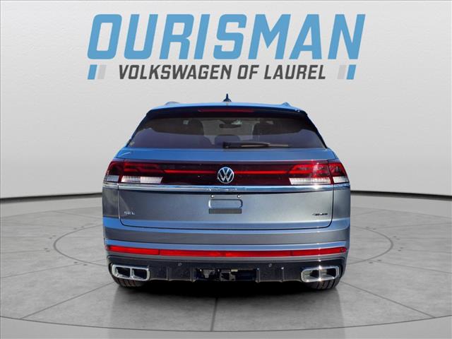 2025 Volkswagen Atlas Cross Sport 2.0T SEL Premium R-Line