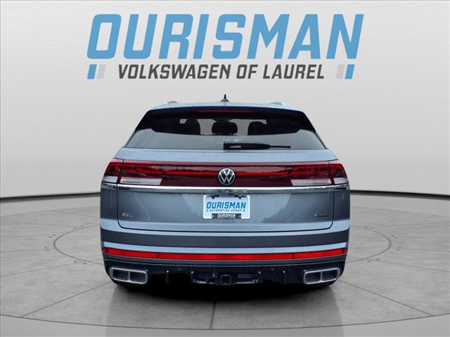2025 Volkswagen Atlas Cross Sport 2.0T SEL Premium R-Line