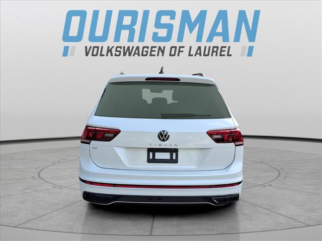 2024 Volkswagen Tiguan SE R-Line Black