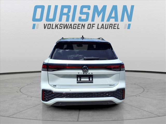 2025 Volkswagen Tiguan 2.0T SE R-Line Black