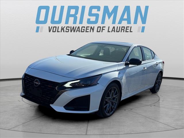 2024 Nissan Altima 2.0 SR