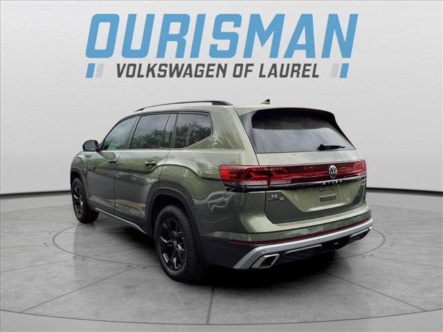 2025 Volkswagen Atlas 2.0T Peak Edition SE