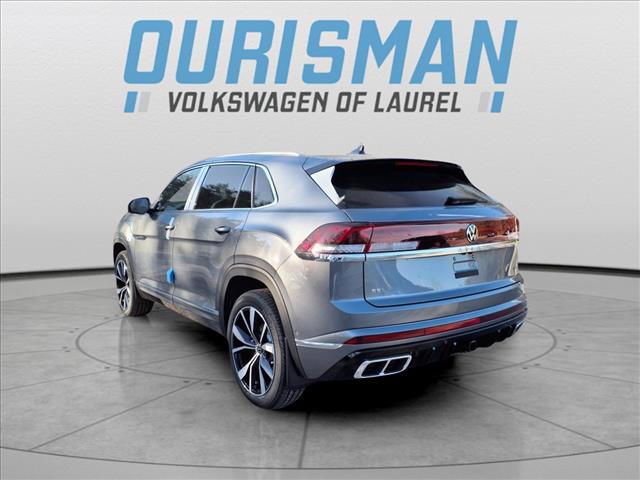 2025 Volkswagen Atlas Cross Sport 2.0T SEL Premium R-Line