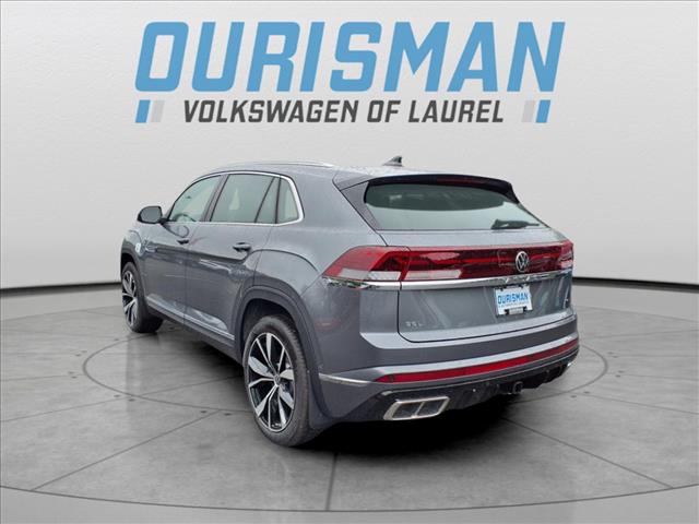 2025 Volkswagen Atlas Cross Sport 2.0T SEL Premium R-Line