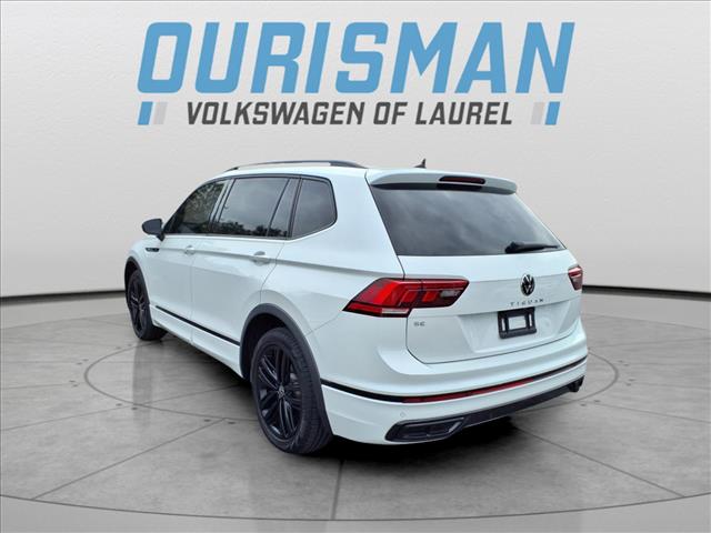 2022 Volkswagen Tiguan SE R-Line Black