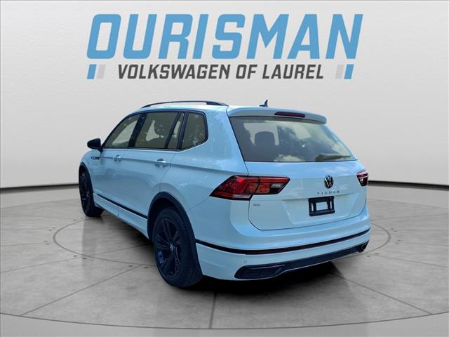 2024 Volkswagen Tiguan SE R-Line Black