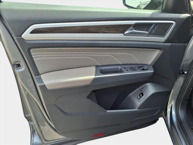 2021 Volkswagen Atlas 3.6L V6 SE w/Technology