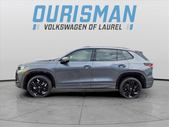 2025 Volkswagen Tiguan 2.0T SE R-Line Black